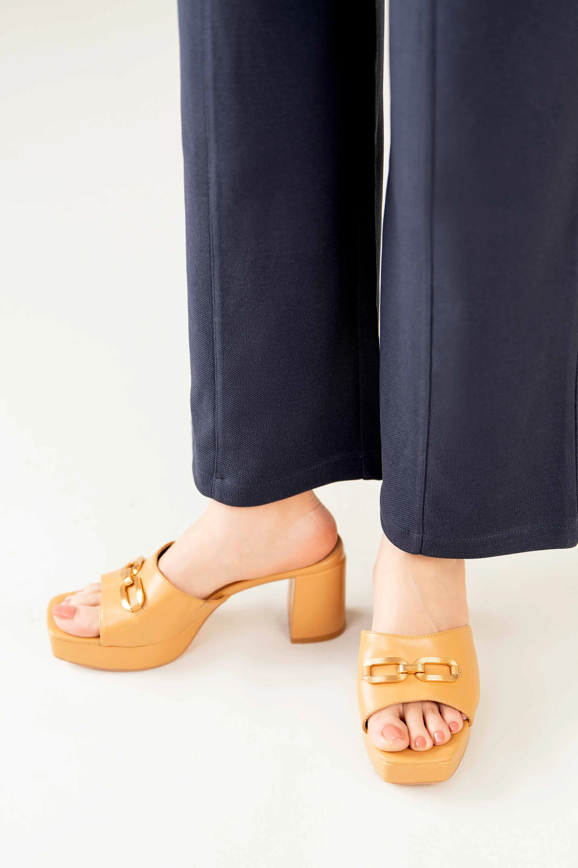 Beige Block Heels-440692918