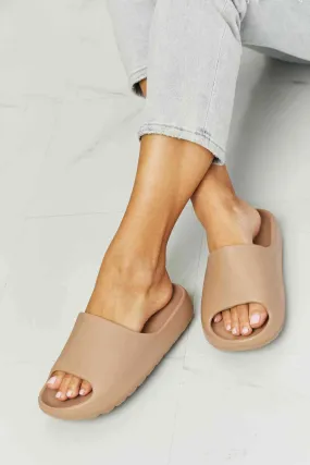 Beige Chic Rubber Slides in Black