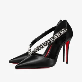 Black Pump with Crossed Straps