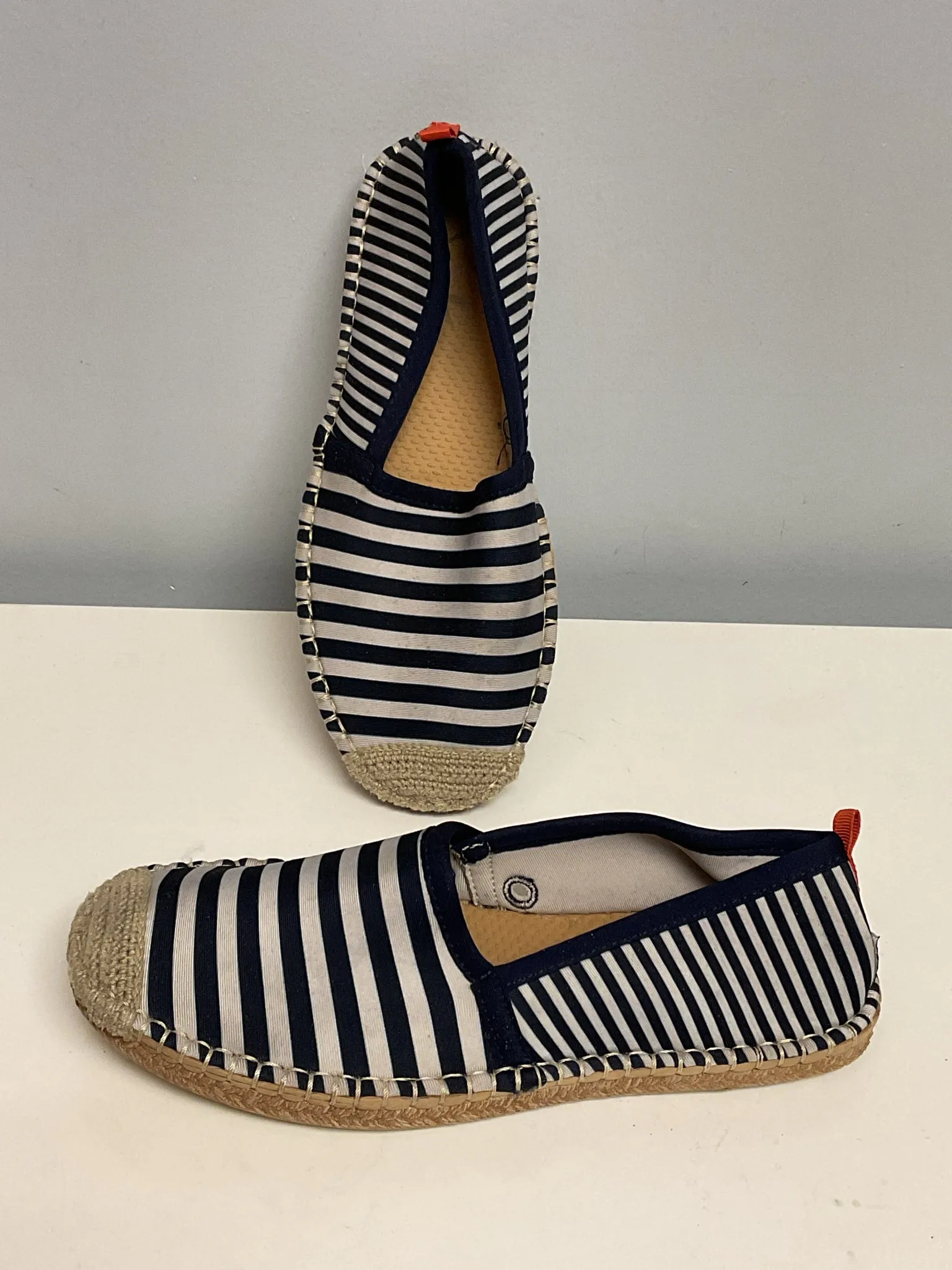 Sea Star Child Shoe Size 6 Navy Shoes