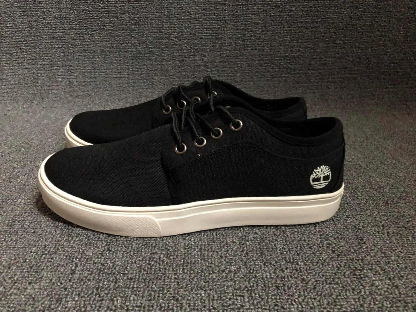 Timberland Men's Newport Bay Lace-Up Black Sneakers