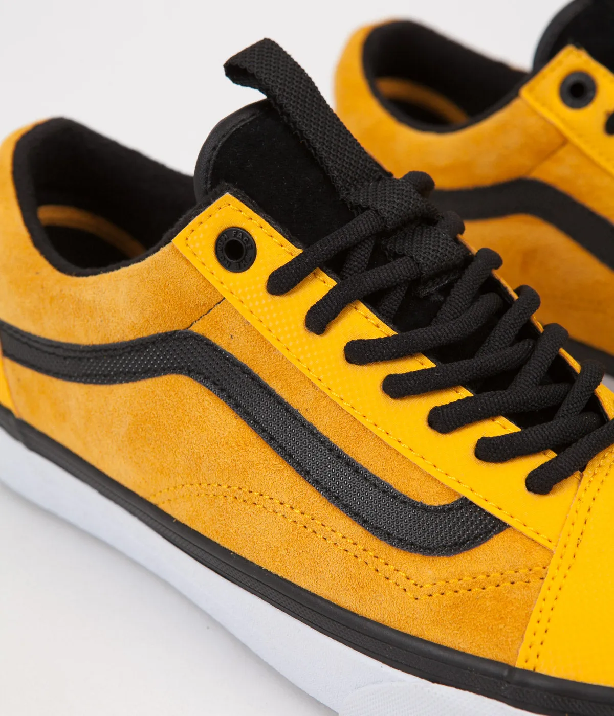 Vans X The North Face  Old Skool MTE DX Shoes - Yellow / Black