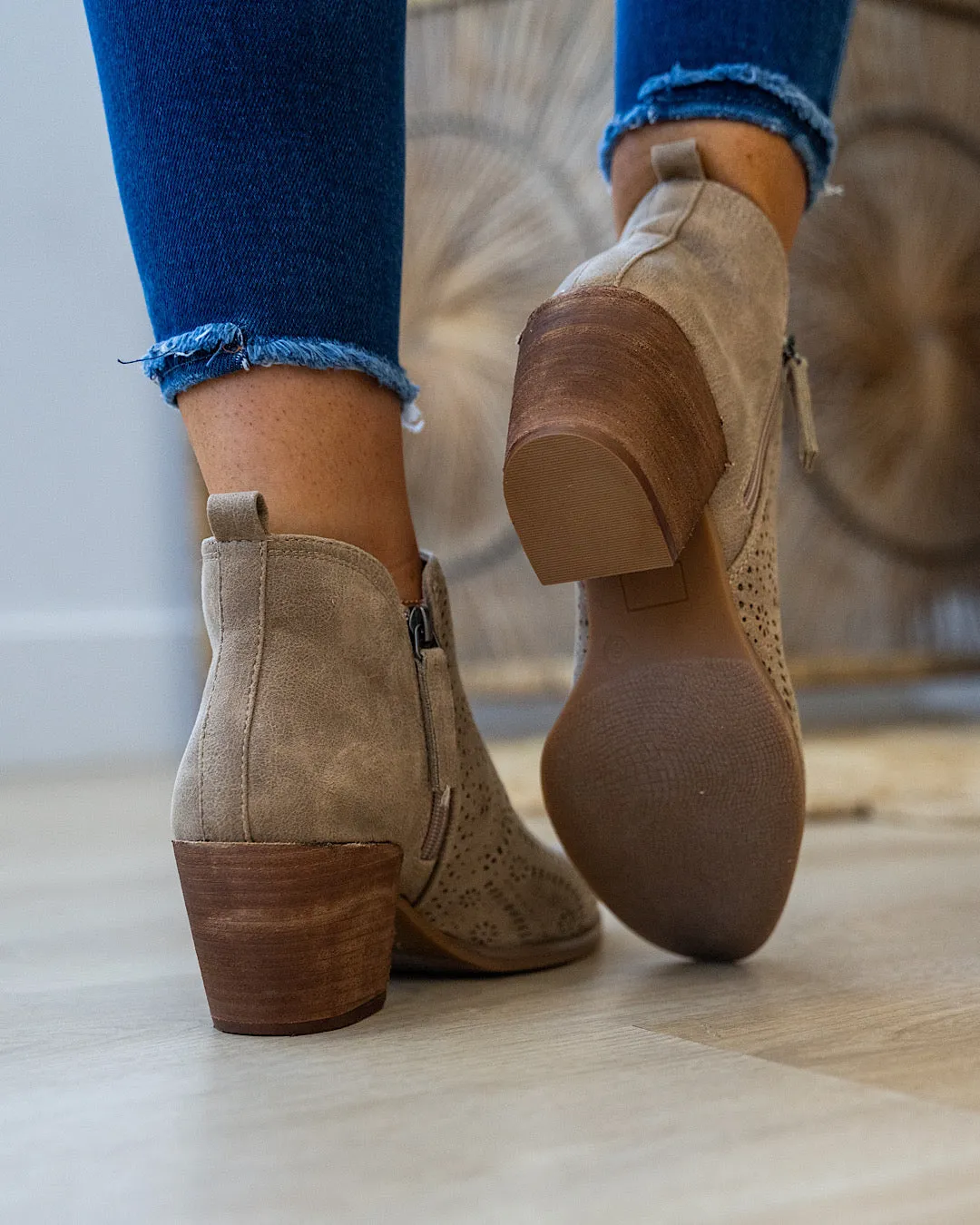 Very G Gwen Boots - Beige